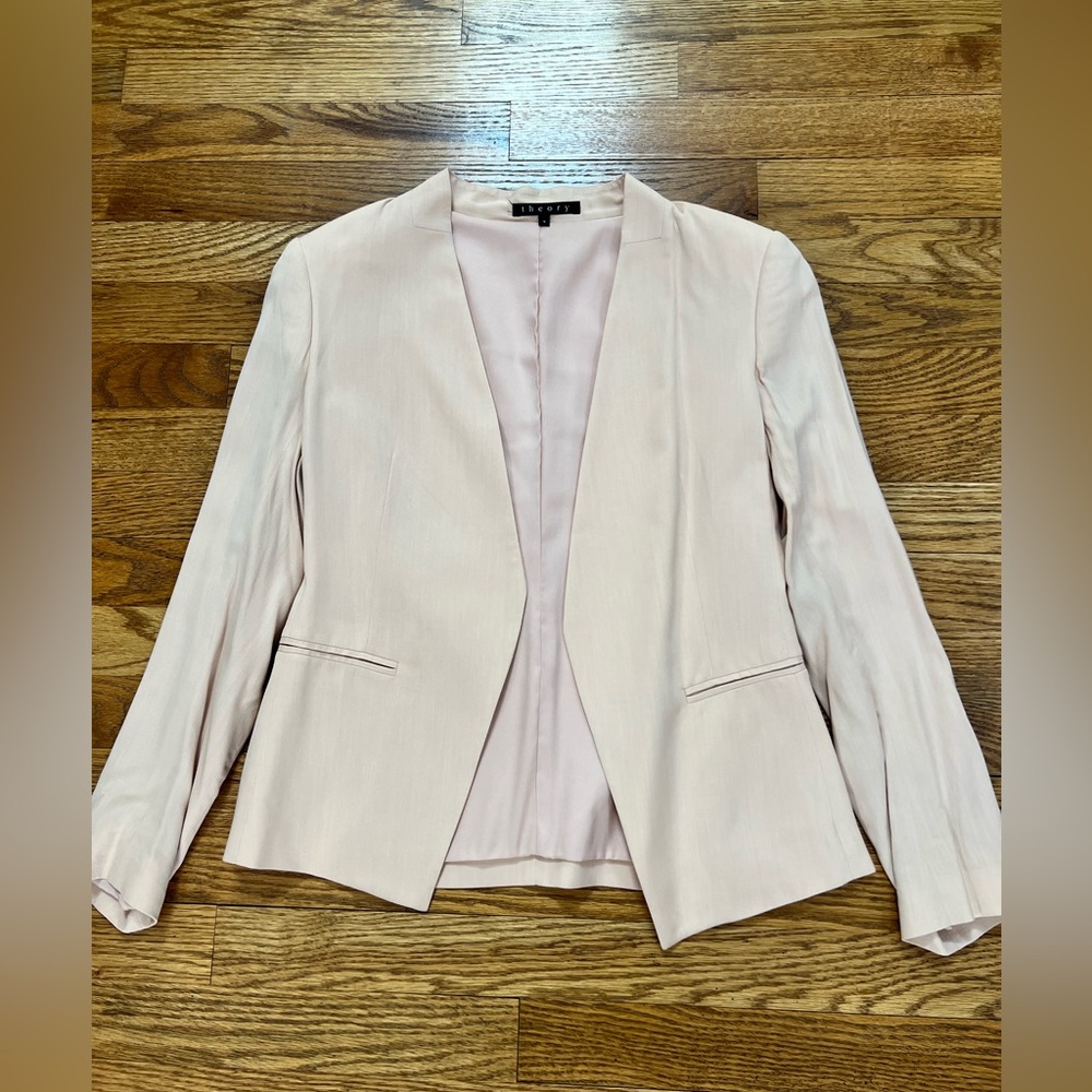 NWOT Theory Women's Blazer Jacket in pale soft pink